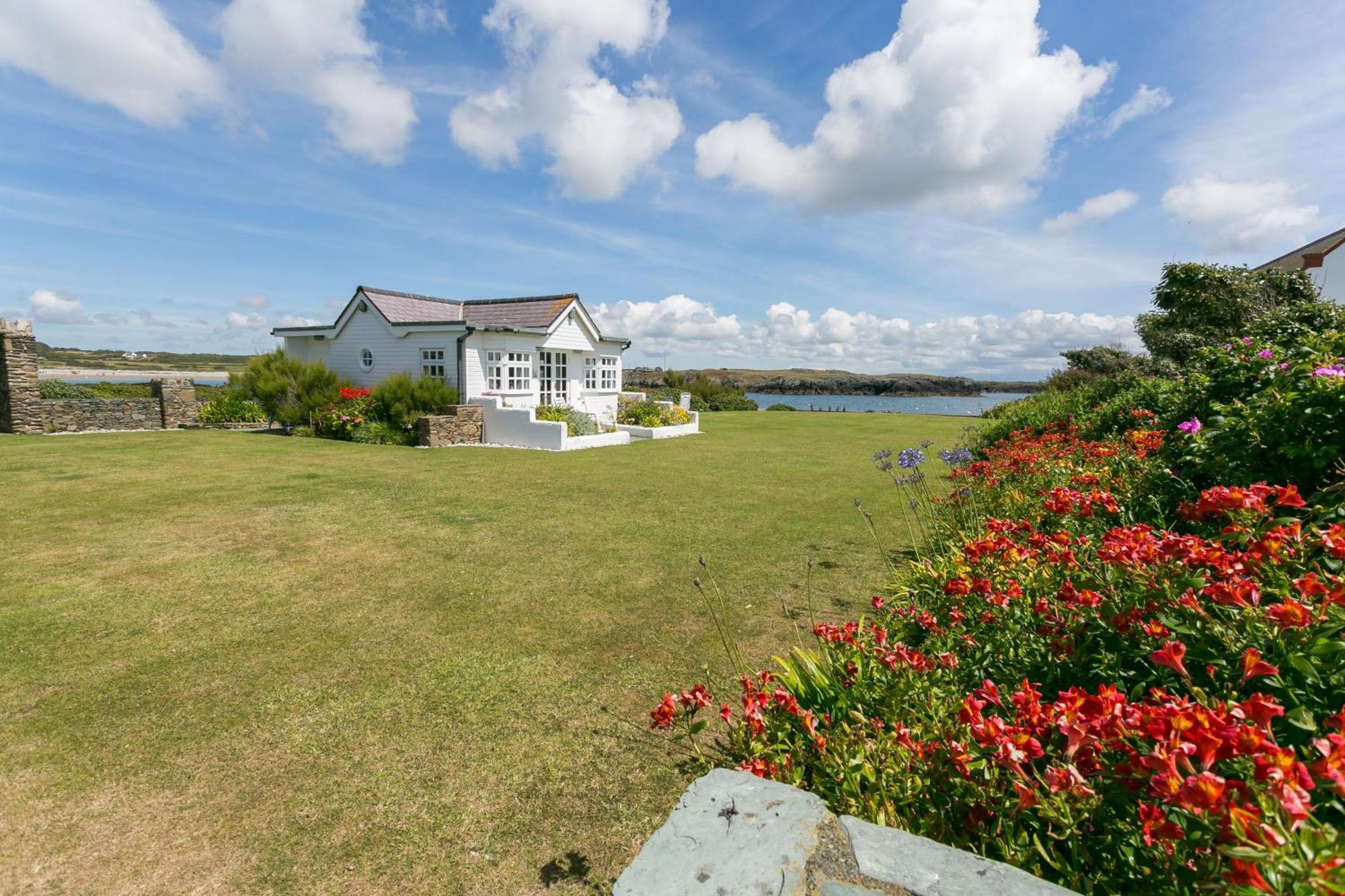 Pen Y Graig Villa Rhoscolyn ภายนอก รูปภาพ
