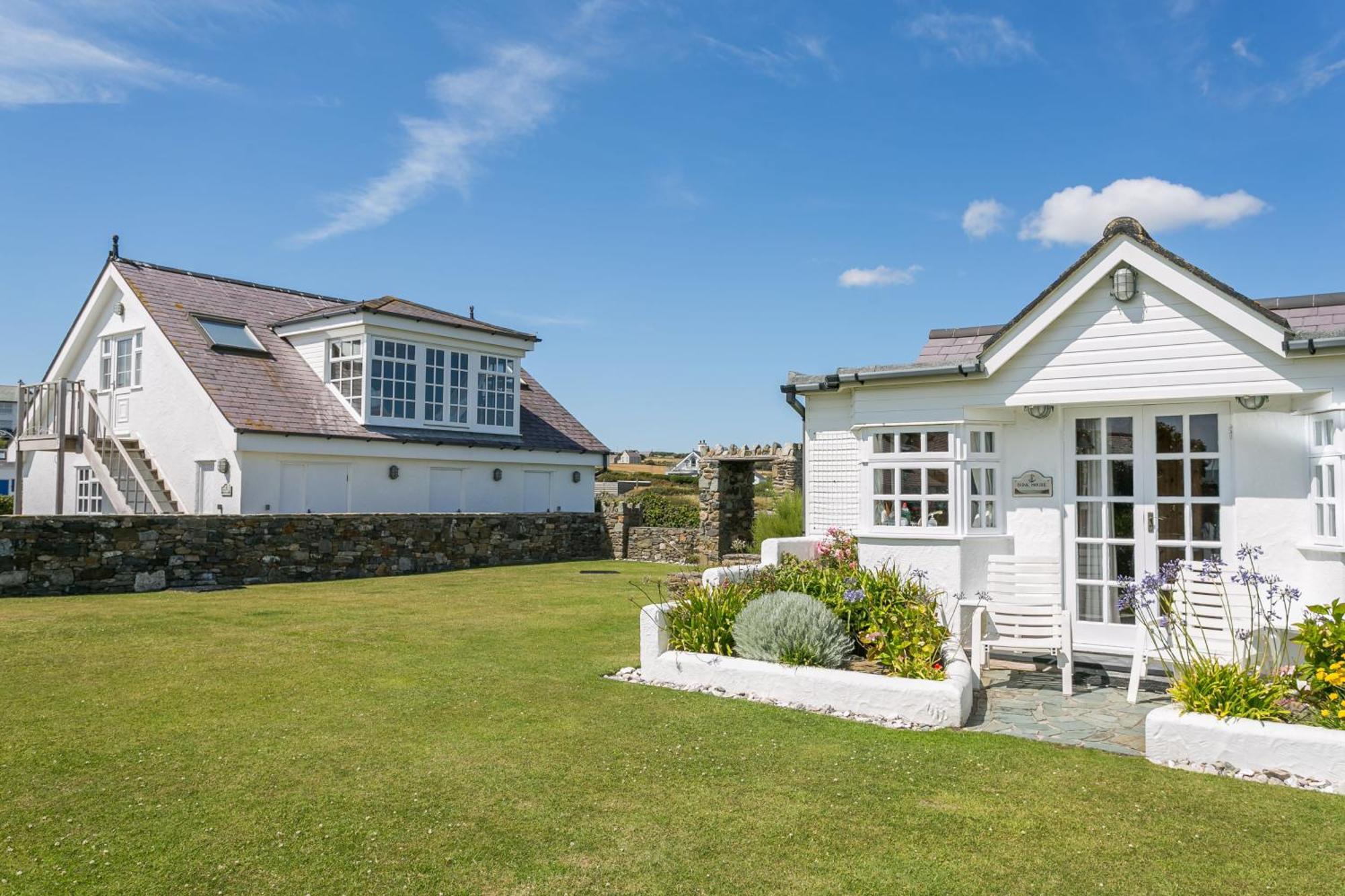 Pen Y Graig Villa Rhoscolyn ภายนอก รูปภาพ