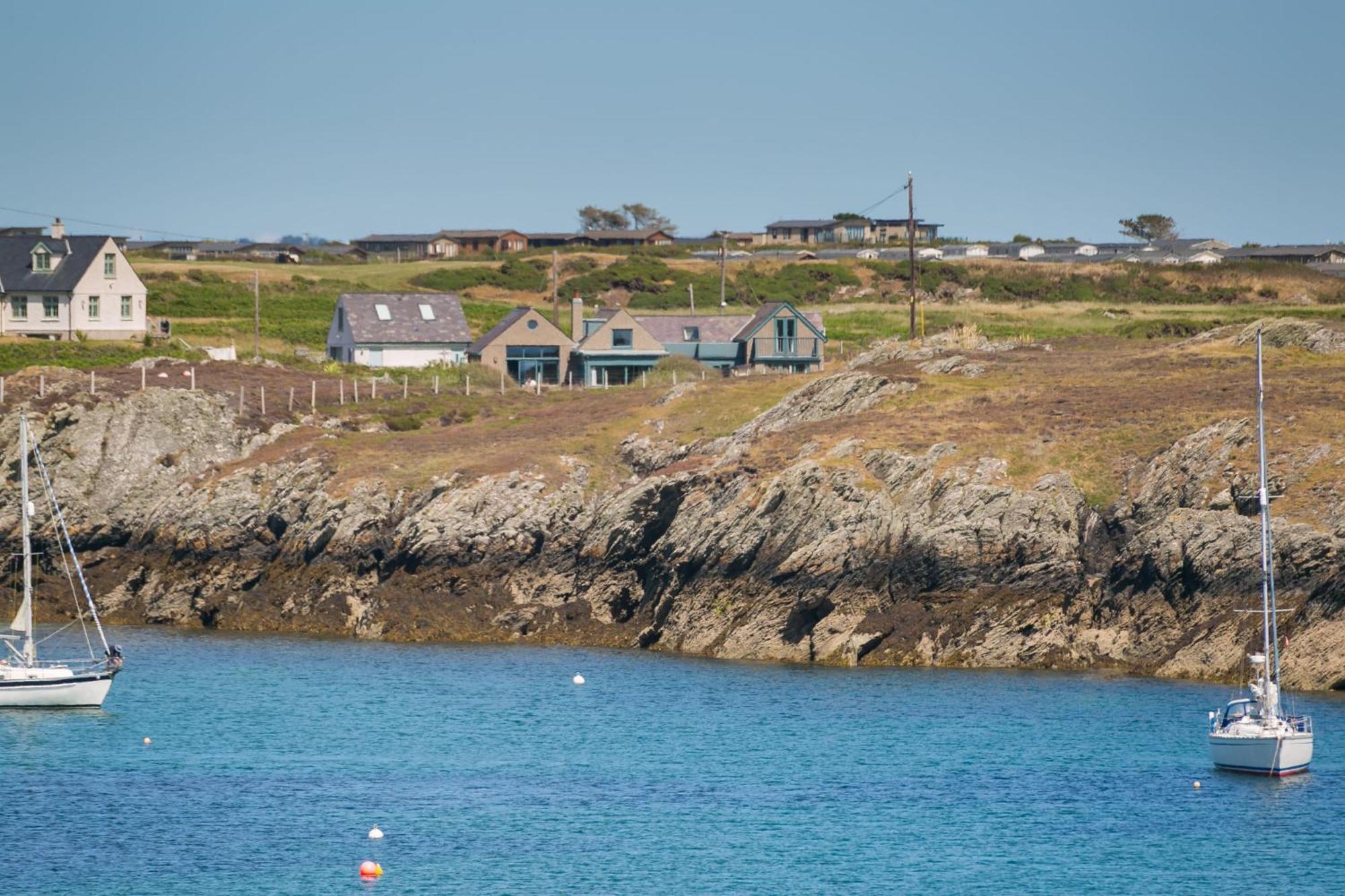 Pen Y Graig Villa Rhoscolyn ภายนอก รูปภาพ